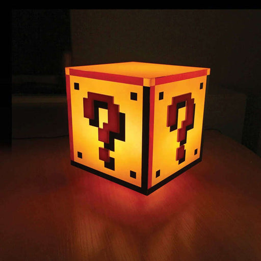 Lampa cu Sunet Super Mario Bros Question Block 18 cm - Red Goblin