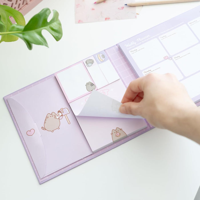 Planner Saptamanal si Sticky Notes Pusheen Moments