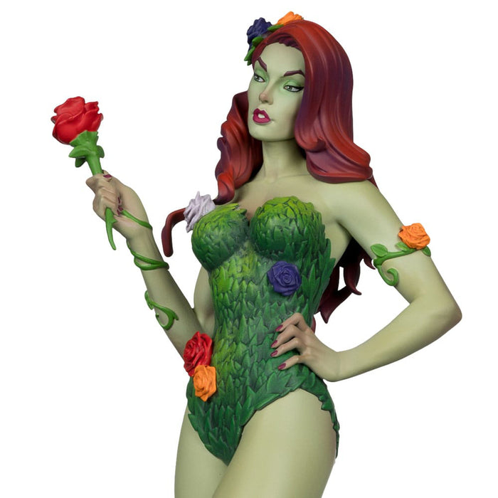 Precomanda Figurina DC Direct Cover Girls 1/8 - Poison Ivy by J. Scott Campbell 24 cm