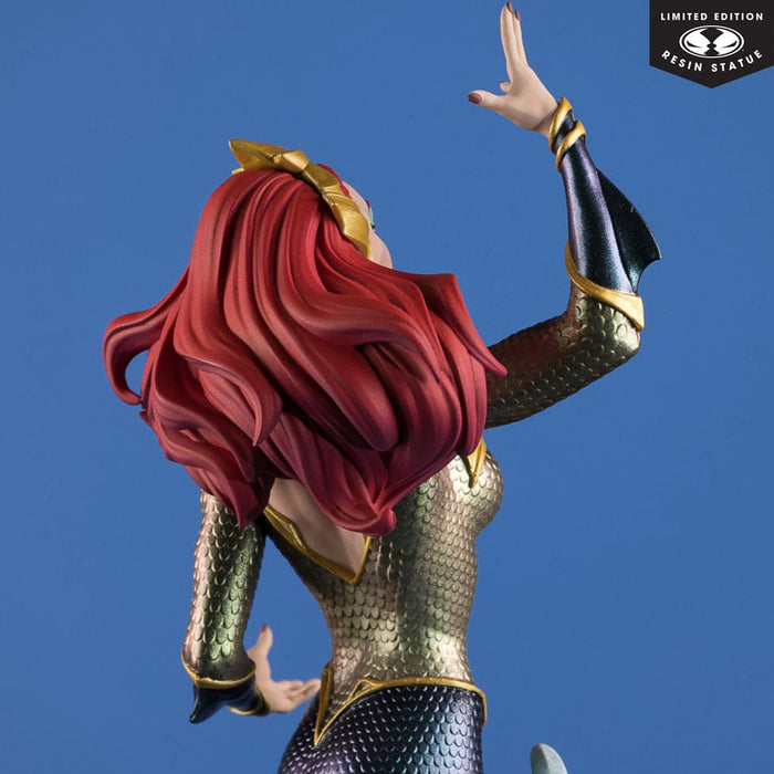 Precomanda Figurina DC Direct Cover Girls 1/8 - Mera by J. Scott Campbell 26 cm