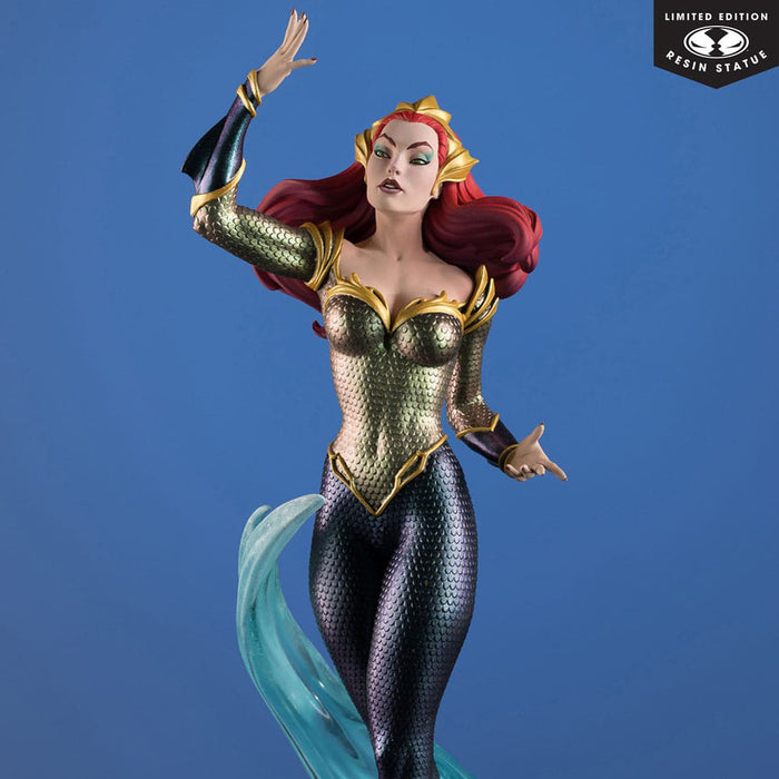Precomanda Figurina DC Direct Cover Girls 1/8 - Mera by J. Scott Campbell 26 cm