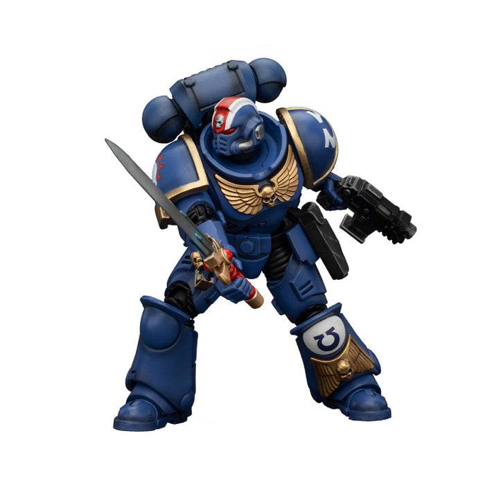 Figurina Articulata Warhammer 40k - 1/18 Ultramarines Heroes of the Chapter Primaris Lieutenant Erastus 20 cm