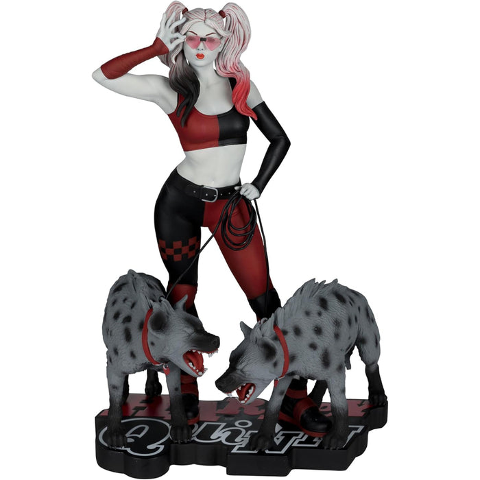 Figurina DC Direct Harley Quinn Red, White & Black 1/10 - Harley Quinn by Jenny Frison 19 cm