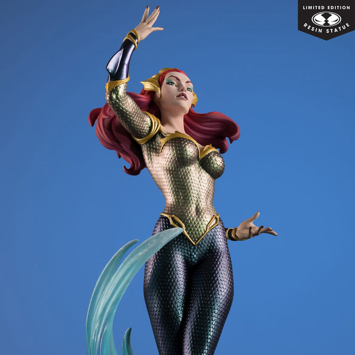 Precomanda Figurina DC Direct Cover Girls 1/8 - Mera by J. Scott Campbell 26 cm