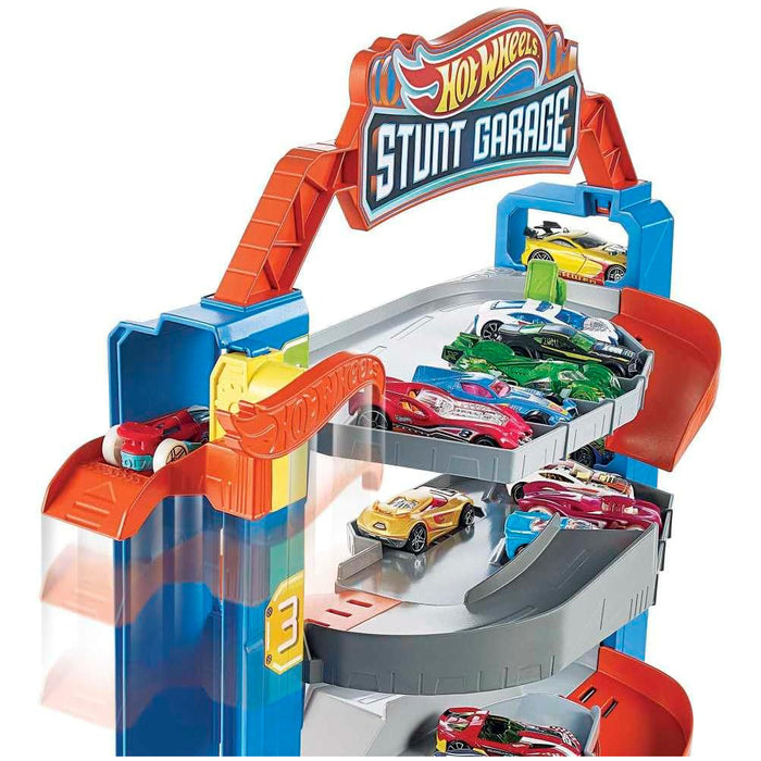 Set Joaca Hot Wheels - Garajul cu Cascadorii