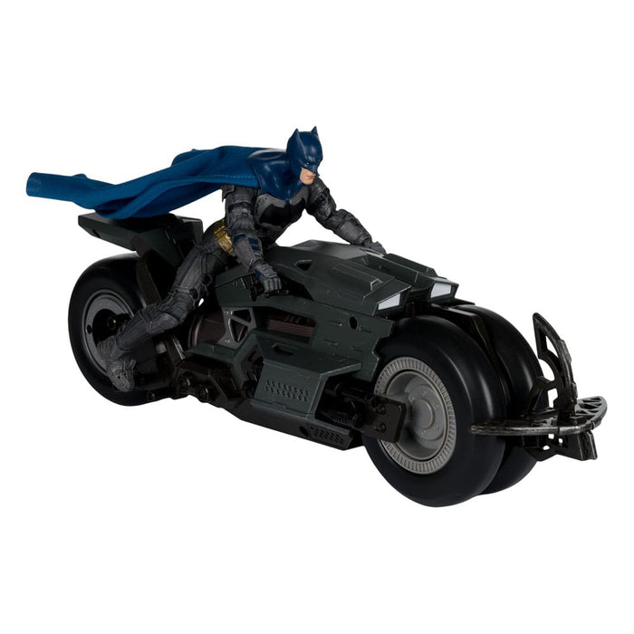 Figurina Articulata The Flash DC Multiverse - Vehicle Batcycle with Batman