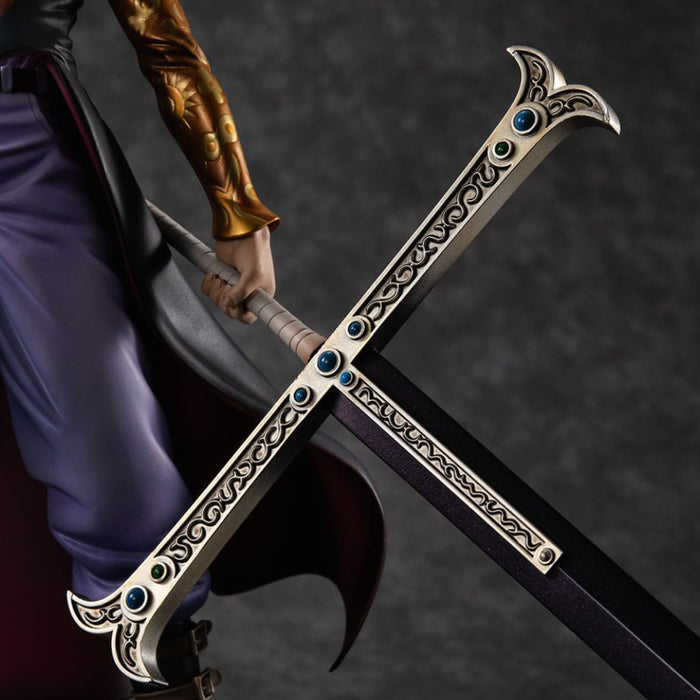 Precomanda Figurina One Piece P.O.P SA-Maximum PVC - Hawk Eye Dracule Mihawk Ver. R 29 cm
