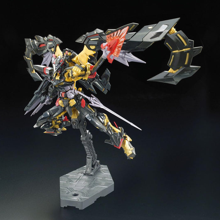 Figurina Articulata RG Gundam - Astray Gold Frame Amatsu 1/144