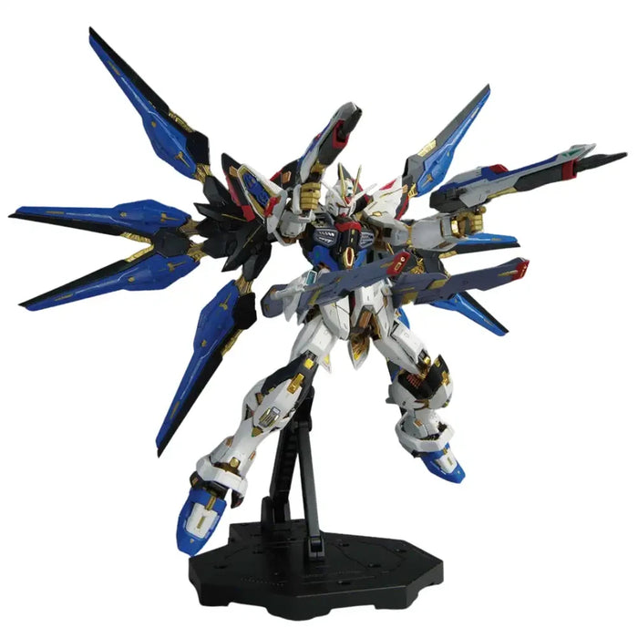 Figurina Articulata MGEX 1/100 - Gundam Strike Freedom