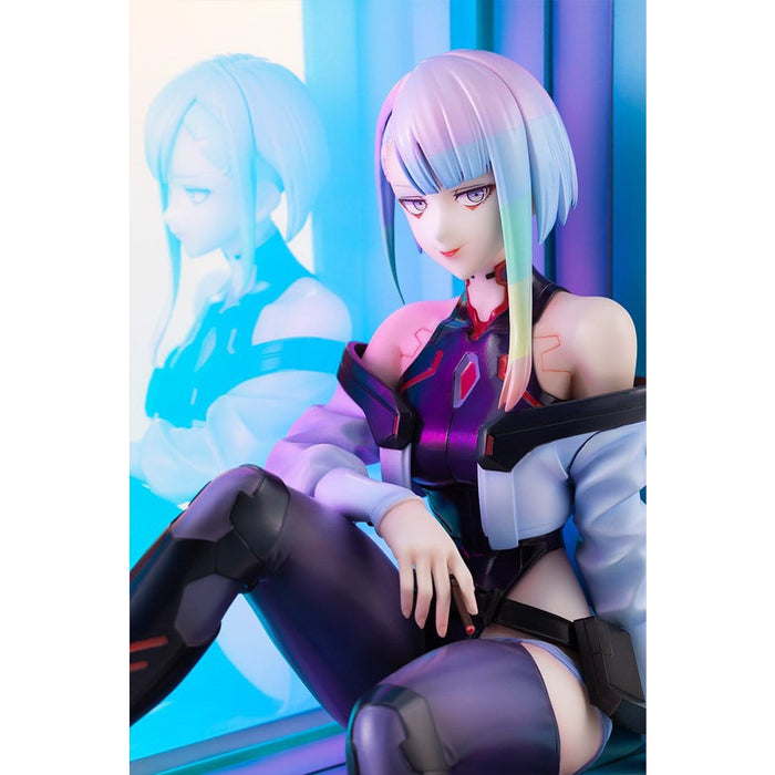Precomanda Figurina Cyberpunk Edgerunners PVC 1/7 - Lucy 28 cm