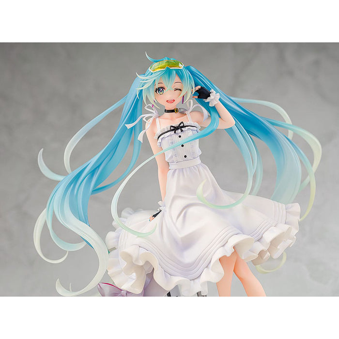 Figurina Hatsune Miku GT Project Original PVC 1/7 - Vacation Style Ver. 24 cm