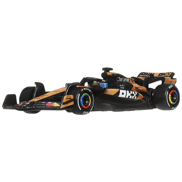 Masinuta Formula 1 Hot Wheels Premium Die-Cast 1:64 - Team McLaren Driver 1