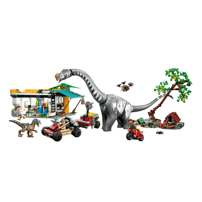 Lego Jurassic World Renasterea - Misiune de urmarire a unui Velociraptor si a unui Titanosaurus (76973)