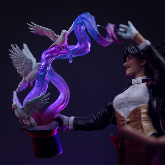 Precomanda Figurina DC Comics Art Scale 1/10 - Zatanna 27 cm