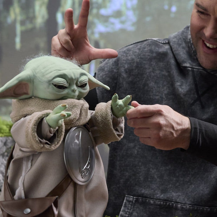 Precomanda Figurina Life-Size Star Wars Animatronic - Ultimate Grogu 37 cm