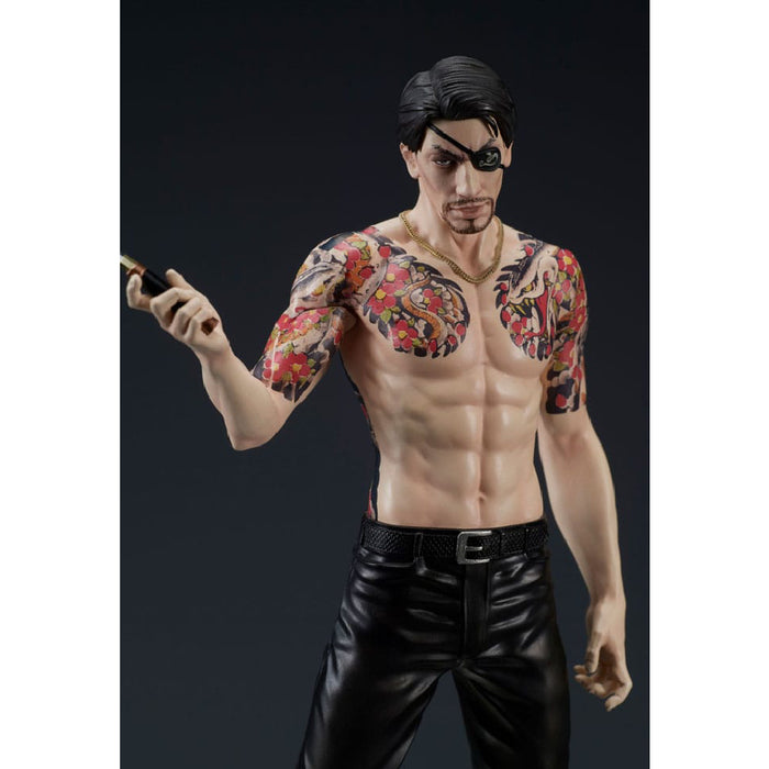 Precomanda Figurina Yakuza Like a Dragon Digsta PVC - Goro Majima Battle Style Ver 18 cm