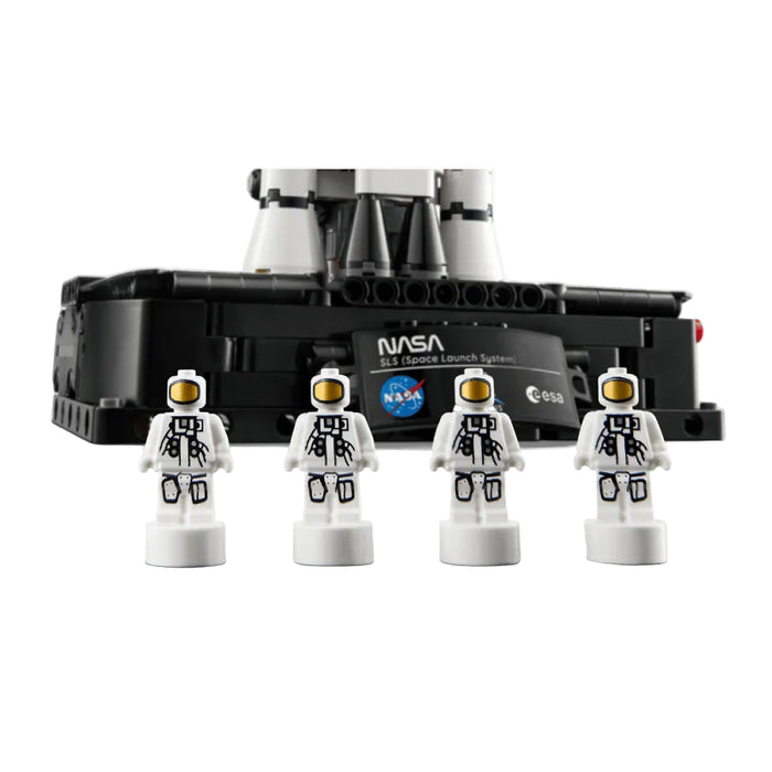 Lego Technic - Racheta Sistemului de lansare spatiala NASA Artemis (42221)