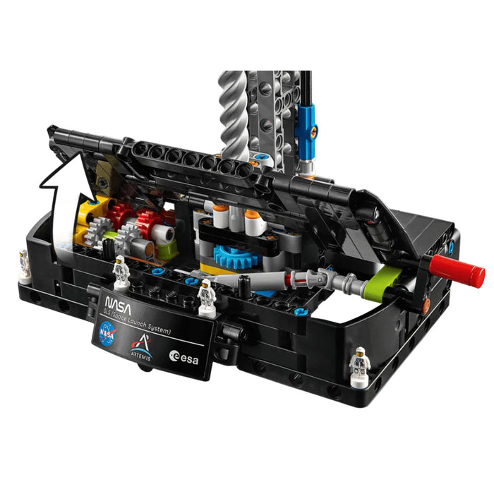 Lego Technic - Racheta Sistemului de lansare spatiala NASA Artemis (42221)