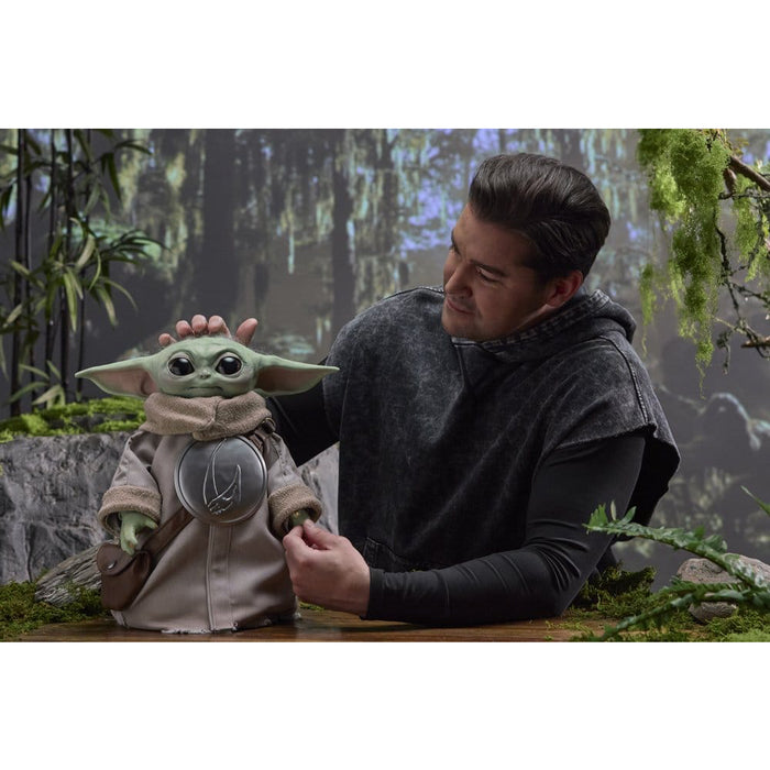 Precomanda Figurina Life-Size Star Wars Animatronic - Ultimate Grogu 37 cm