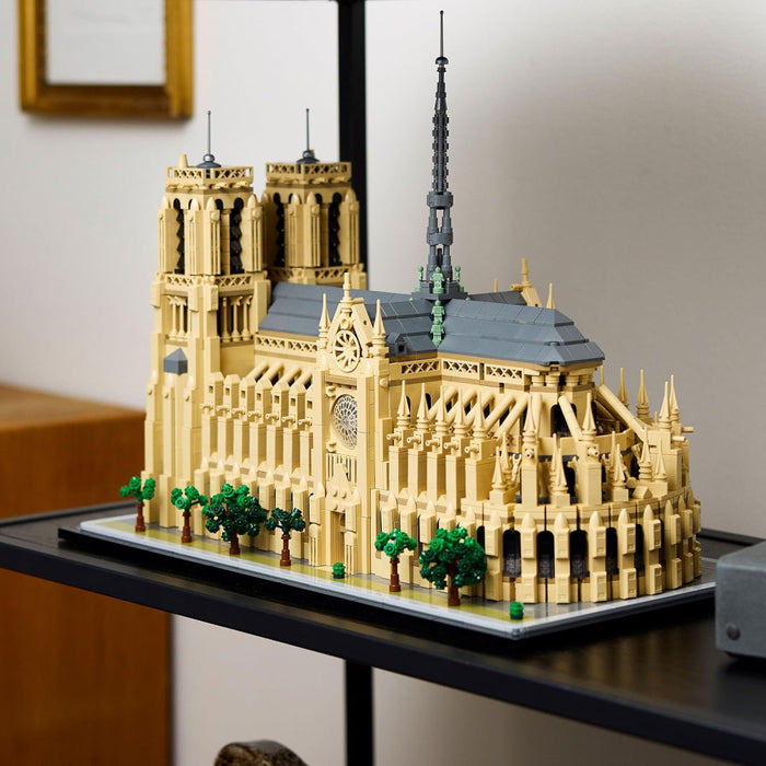Lego Architecture - Notre-Dame de Paris 21061