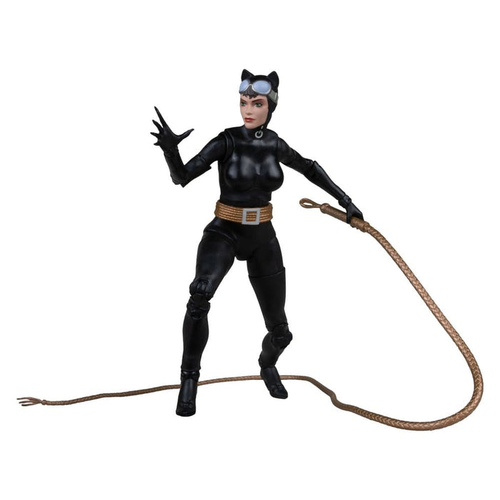 Figurina Articulata DC Multiverse - Catwoman (Batman Hush) (Gold Label) 17 cm