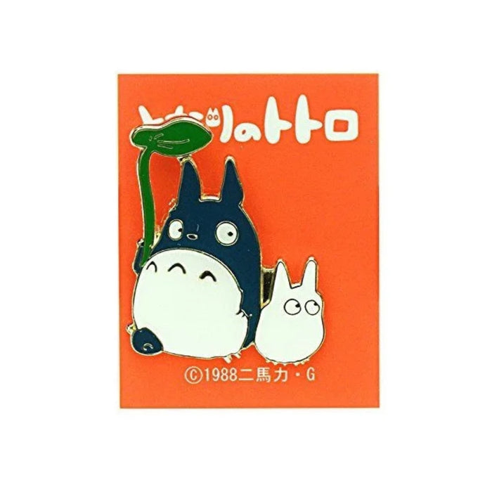 Insigna Small and Middle My Neighbor Totoro - Totoro with leaf