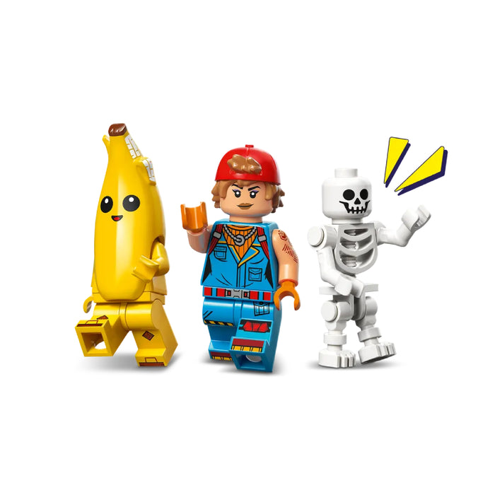 Lego Fortnite - Tabara lui Peely si Sparkplug (77075)