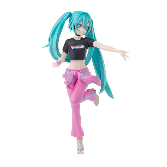 Figurina Hatsune Miku x Love and Berry Dress Up and Dance! Desktop x Decorate Collections PVC - Hatsune Miku Berry Costume Ver 17 cm