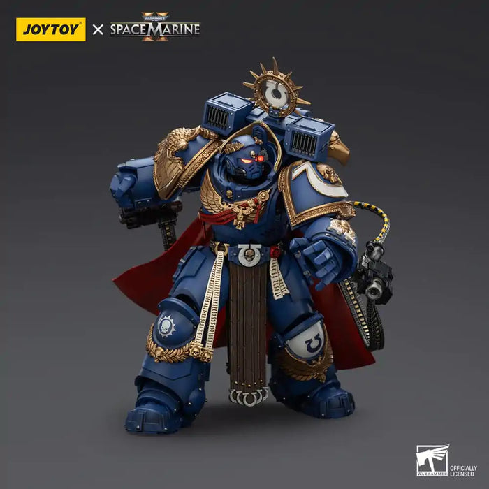Figurina Articulata Warhammer 40k - Ultramarines Marneus Calgar Chapter Master with MKX Gravis Armour and Gauntlets of Ultramar 20 cm