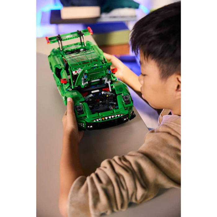 Lego Technic - Masina Porsche 911 GT3 R REXY AO Racing (42224)