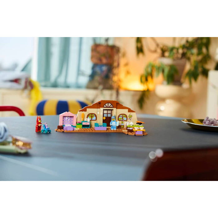 Lego Bluey - La scoala cu Rusty si Blue (11221)