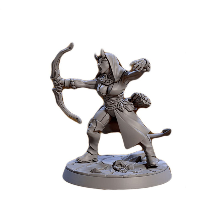 Miniatura Nepictata Elemental Beacon - Mezzalfiend Trickster F (with hood and claw) - Red Goblin