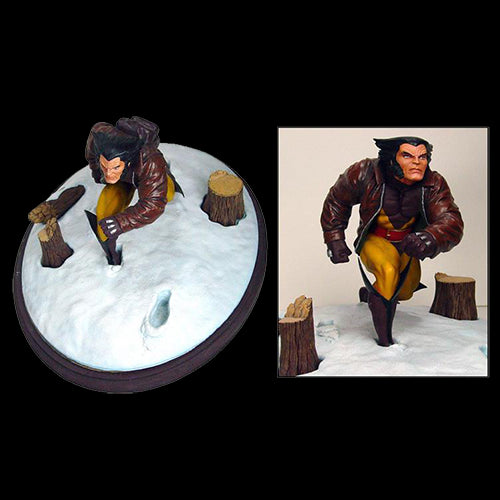 Figurina Marvel Premier: Wolverine in Snow Statue - Red Goblin