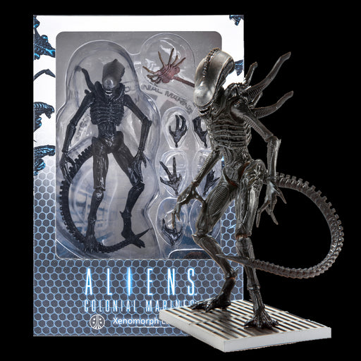 Aliens: Figurină Xenomorph Lurker - Red Goblin