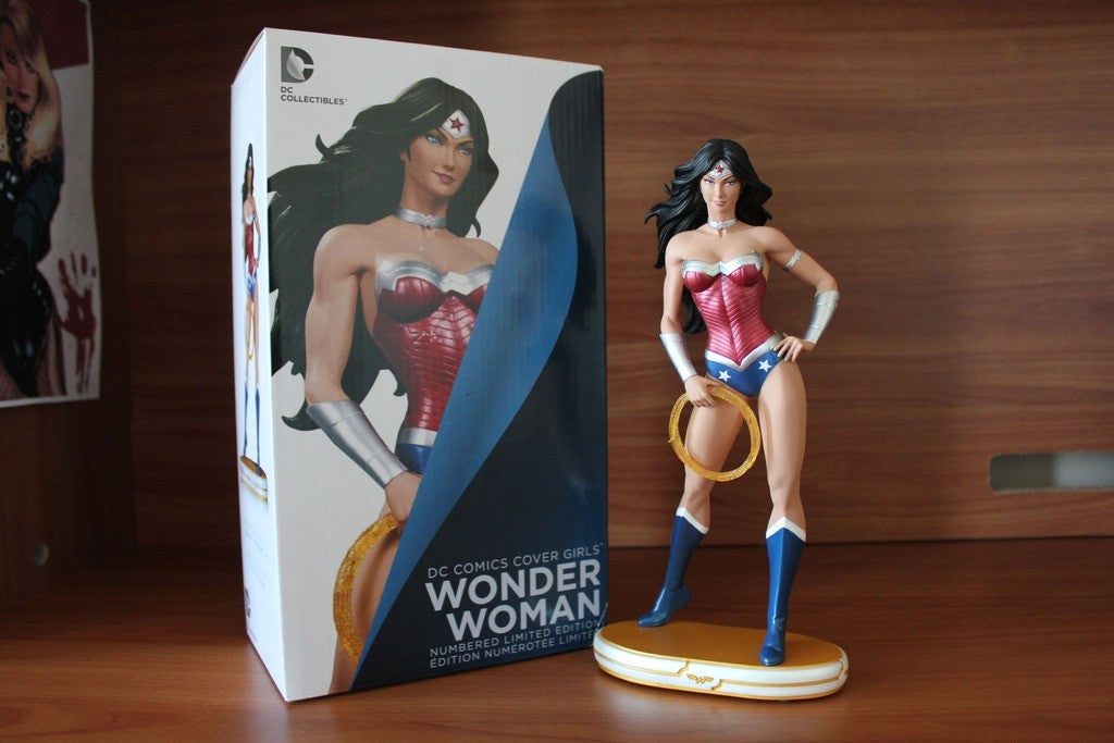 DC Comics Cover Girls: Statuetă Wonder Woman - Red Goblin