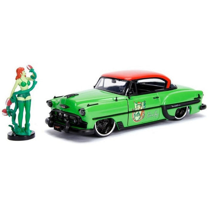Figurina DC Bombshells Diecast Model Hollywood Rides 1953 Chevy Bel Air Hard Top cu Figurina Poison Ivy - Red Goblin